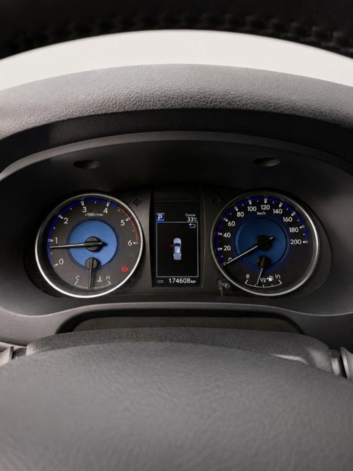 Toyota Hilux 2.D-4D 4WD porte Double Cab Executive (11)