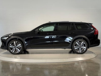 Volvo V60 Cross Country B5 AWD automatico Plus (2)