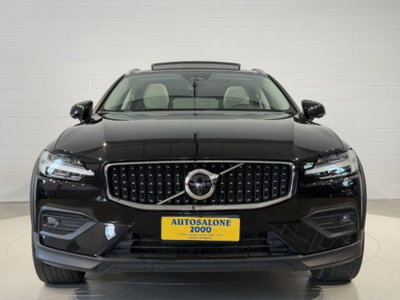 Volvo V60 Cross Country B5 AWD automatico Plus (8)