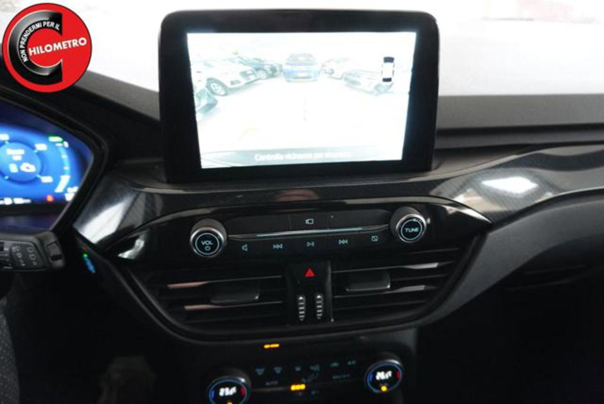 Ford Kuga 2.5 Plug In Hybrid 225 CV CVT 2WD ST-Line (17)