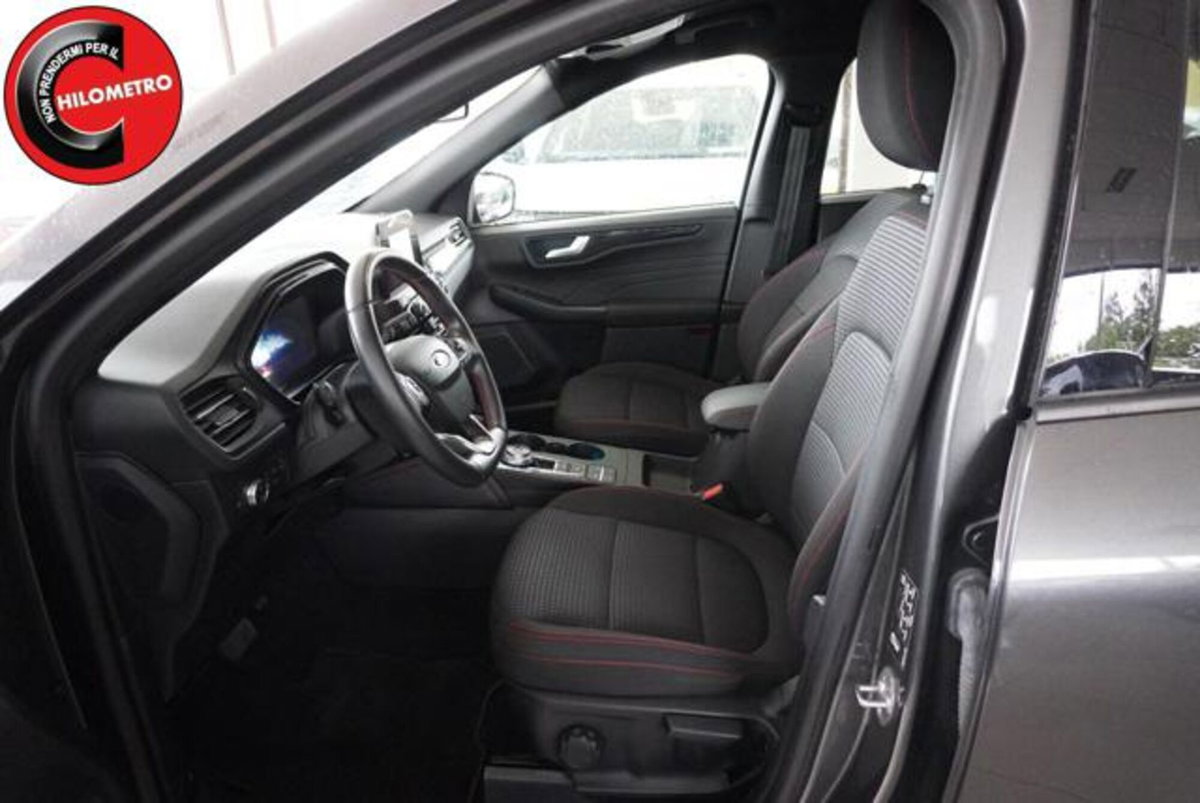 Ford Kuga 2.5 Plug In Hybrid 225 CV CVT 2WD ST-Line (8)
