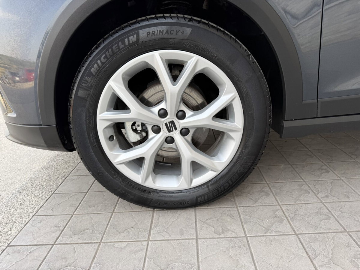 SEAT Arona 1.0 EcoTSI 110 CV DSG FR (13)