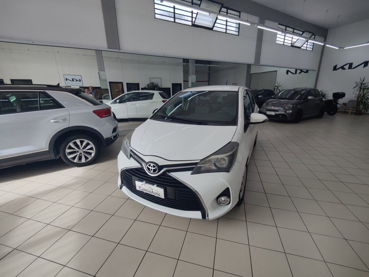 Toyota Yaris 1.D-4D 5 porte Active