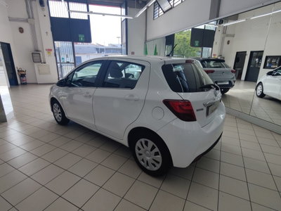 Toyota Yaris 1.D-4D 5 porte Active (3)