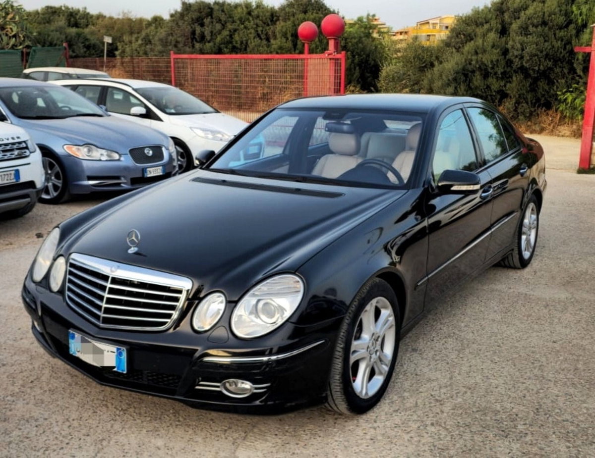 Mercedes-Benz Classe E 320 CDI cat EVO Avantgarde (2)