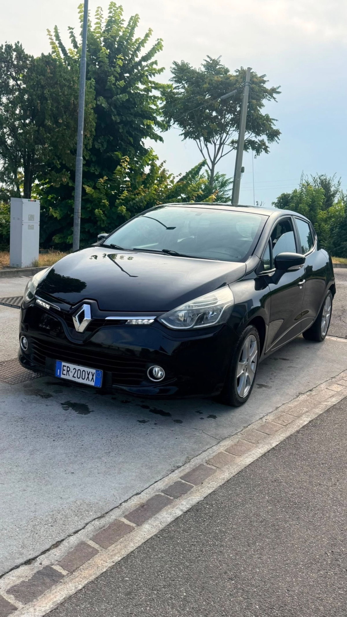 Renault Clio 1.5 dCi 8V 75CV 5 porte Live (3)