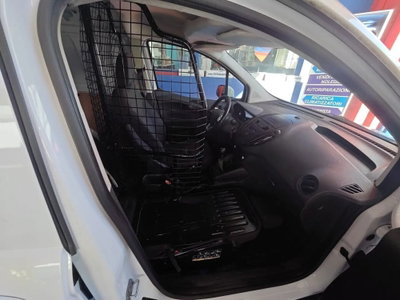 Ford Transit Courier 1.5 TDCi 95CV  Entry (12)