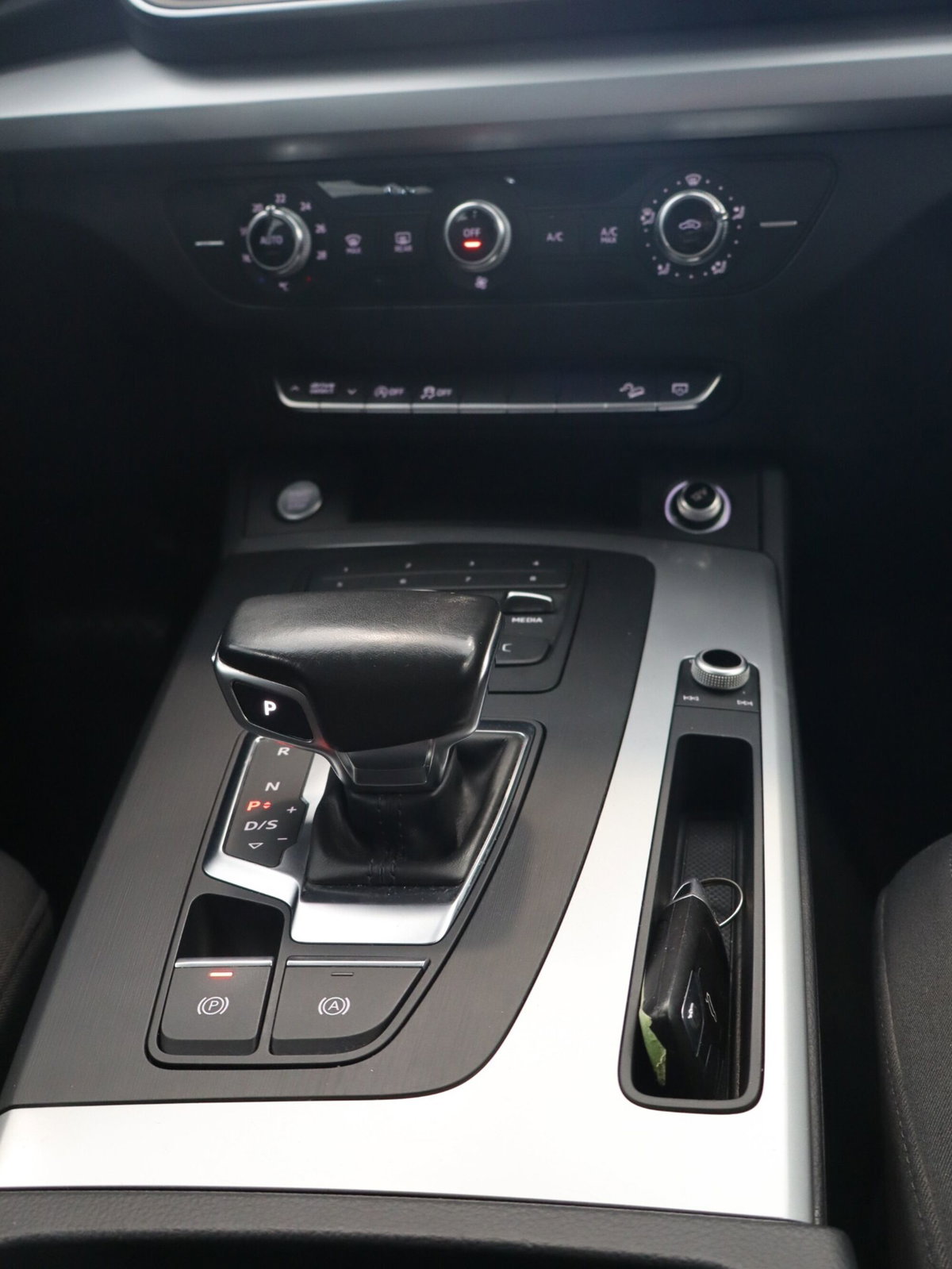Audi Q5 2.0 TDI 190 CV quattro S tronic Business Design (12)