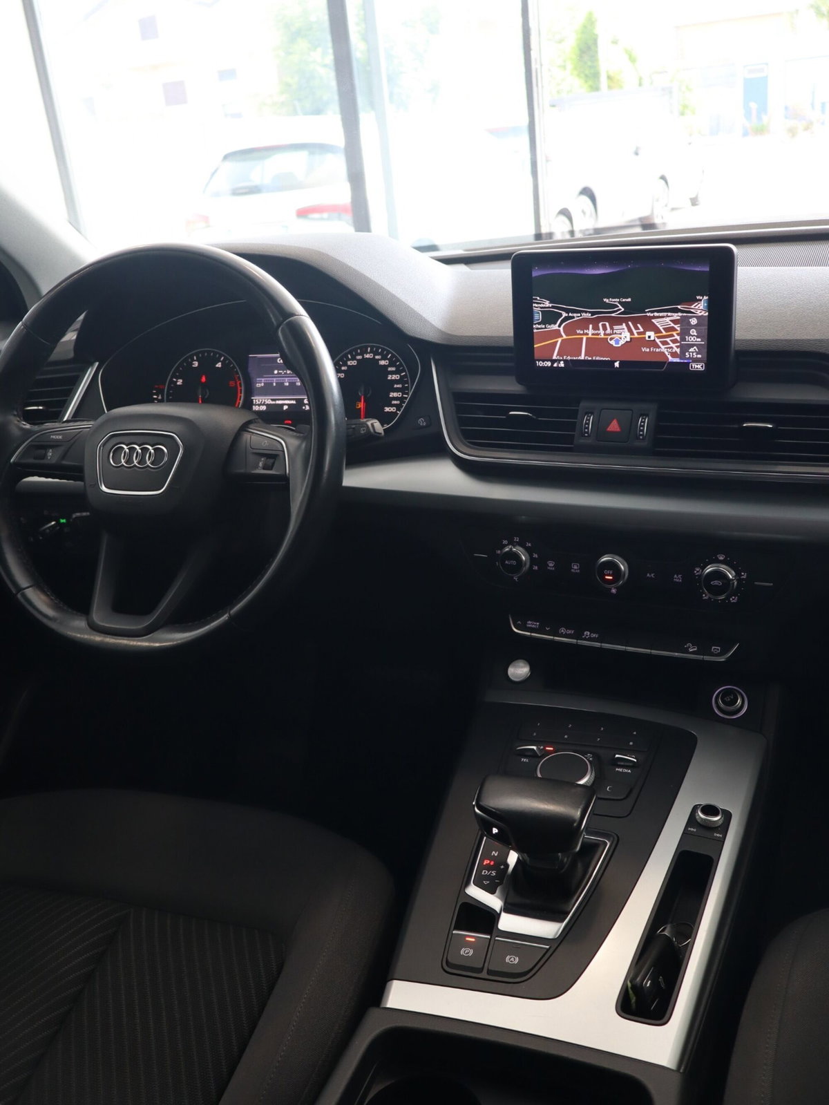 Audi Q5 2.0 TDI 190 CV quattro S tronic Business Design (13)