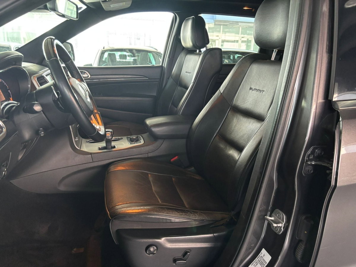 Jeep Grand Cherokee 3.0 V6 CRD 250 CV Multijet II Summit (10)