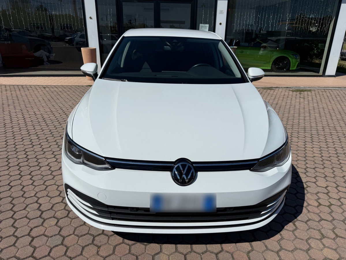 Volkswagen Golf 2.0 TDI DSG SCR Life (2)