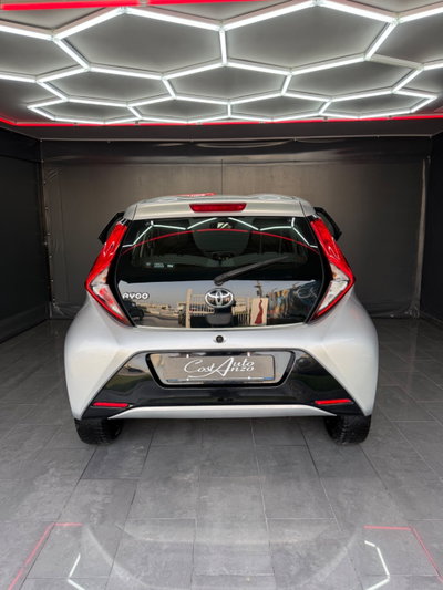 Toyota Aygo 1.0 VVT-i 72 CV 5 porte x-cite MMT (6)