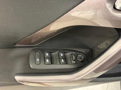 Peugeot 2008 e-HDi 92 CV Stop&Start ETG6 Allure (10)