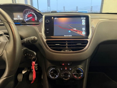 Peugeot 2008 e-HDi 92 CV Stop&Start ETG6 Allure (16)