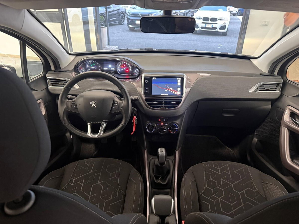 Peugeot 2008 e-HDi 92 CV Stop&Start ETG6 Allure (18)