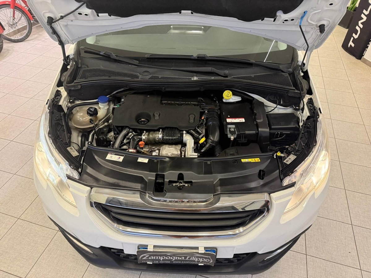 Peugeot 2008 e-HDi 92 CV Stop&Start ETG6 Allure (9)