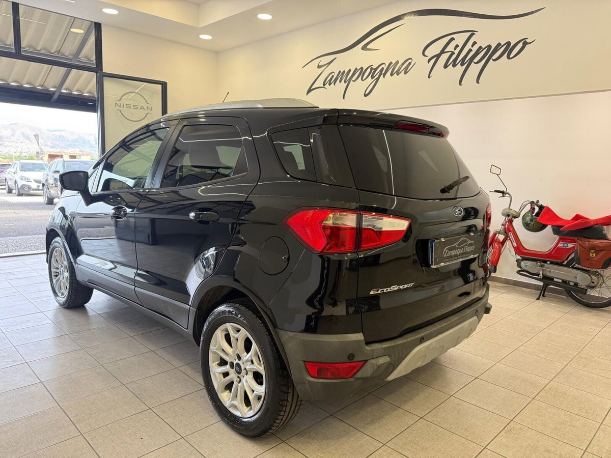 Ford EcoSport 1.5 TDCi 95 CV Titanium S (6)