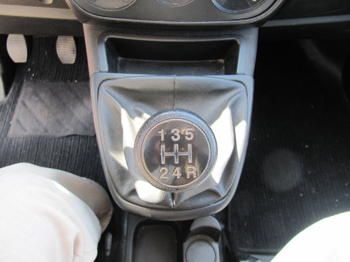 Peugeot Bipper 1.3 HDi 80 Active (11)