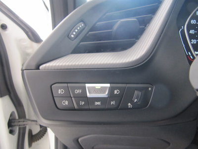 BMW Serie 1 116d 2.0 116CV cat 5 porte Attiva DPF (17)