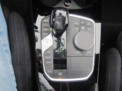 BMW Serie 1 116d 2.0 116CV cat 5 porte Attiva DPF (19)