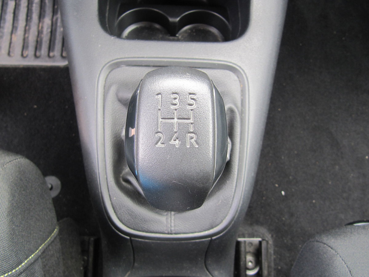 Citroen C3 BlueHDi 75 Feel Edition (10)