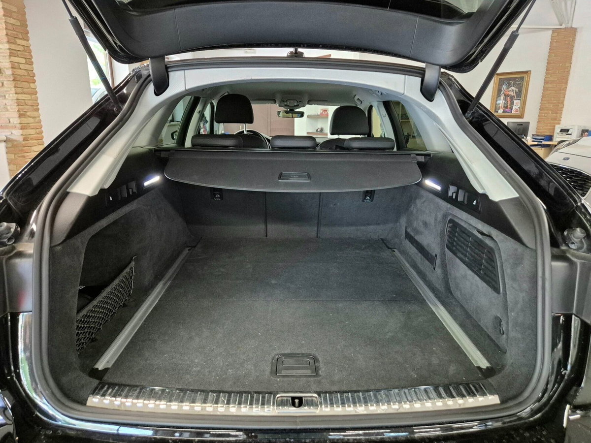 Audi A6 Avant 40 2.0 TDI S tronic Business Plus (12)