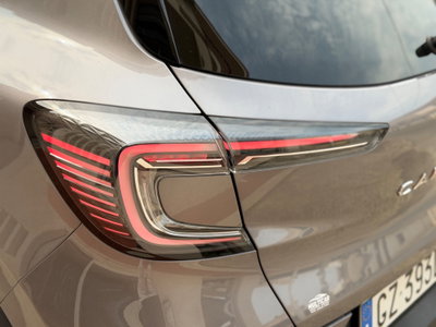 Renault Captur TCe 90 CV Techno (8)
