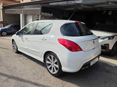 Peugeot 308 1.6 8V e-HDi 112CV Stop&Start robotiz. 5p. Sport (6)