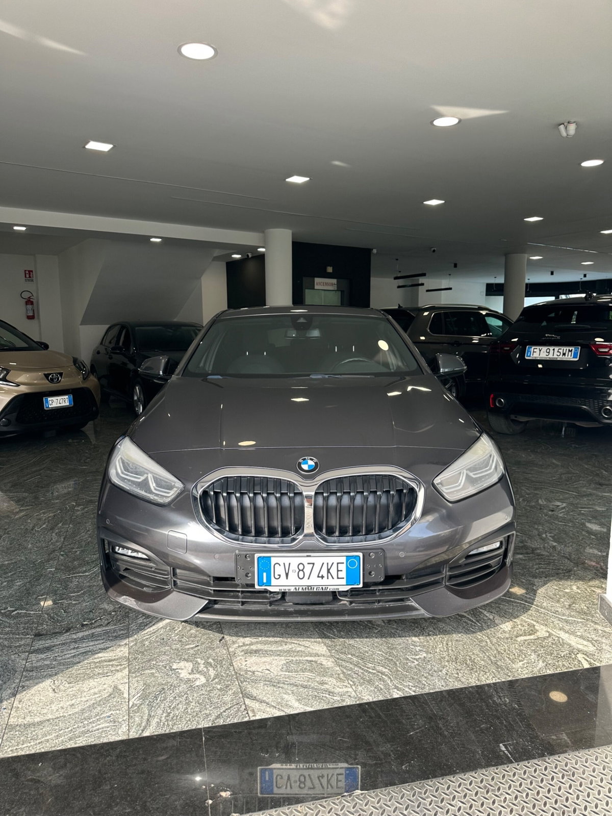 BMW Serie 1 116d 2.0 116CV cat 5 porte Attiva DPF (2)
