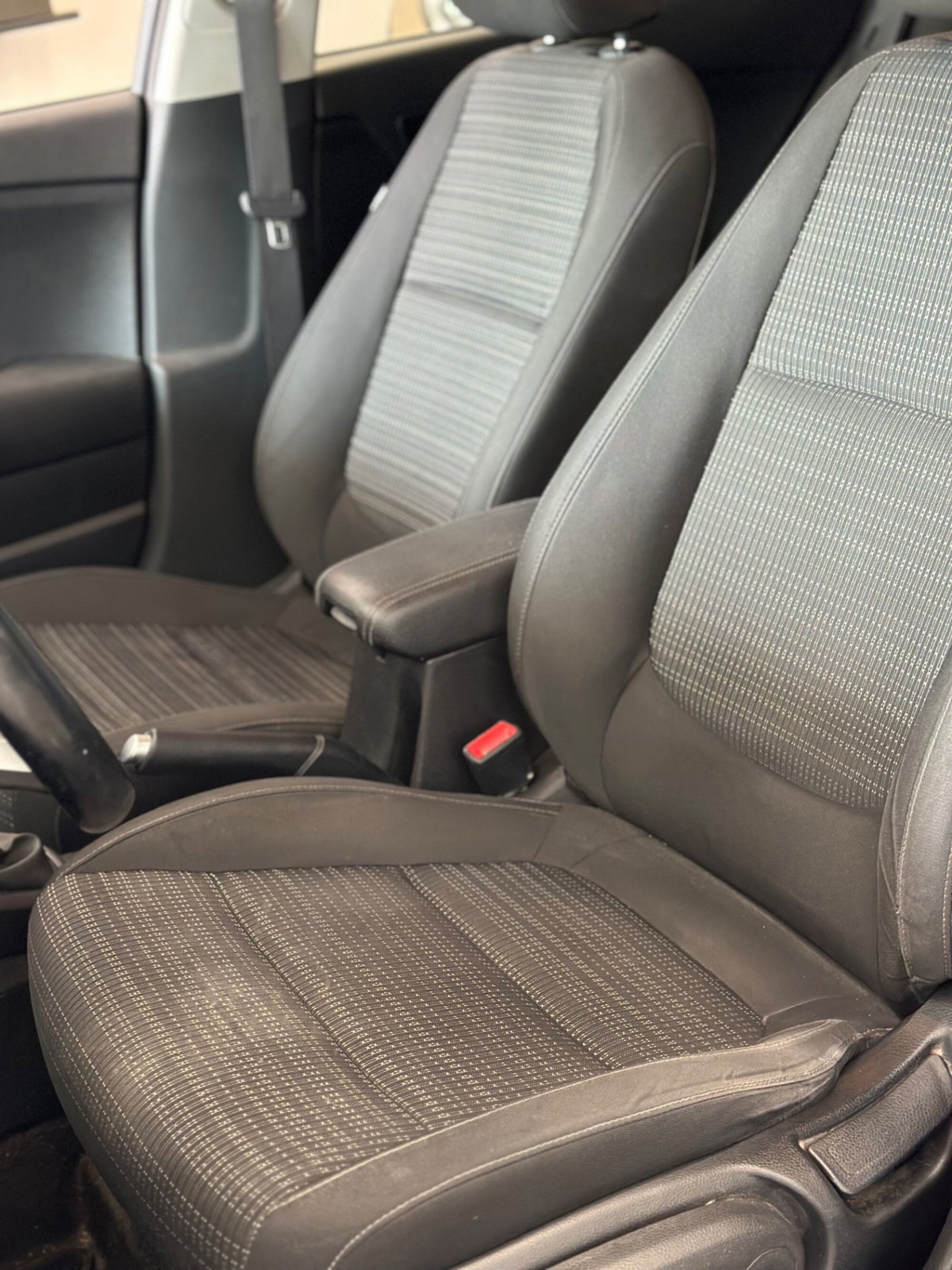 Kia Stonic 1.4 MPI EcoGPL Energy (8)