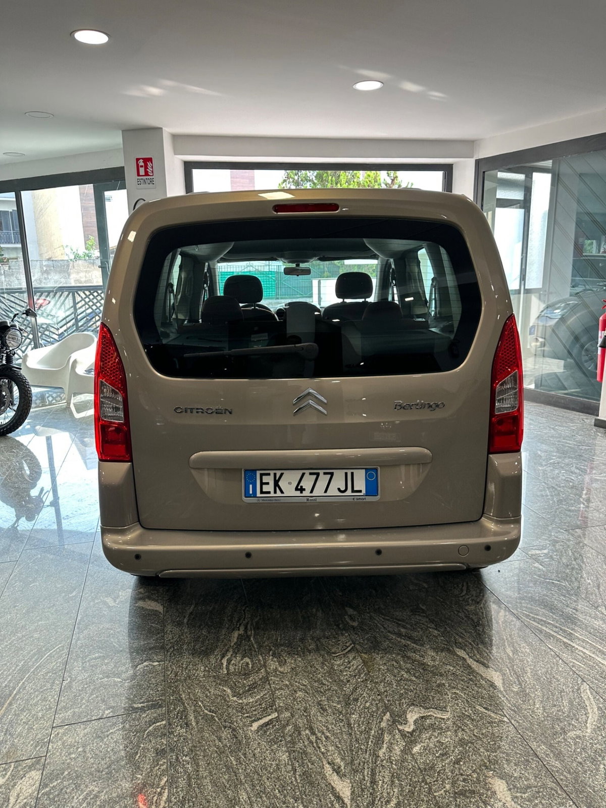 Citroen Berlingo 1.6 HDi 90CV FAP Multispace (5)