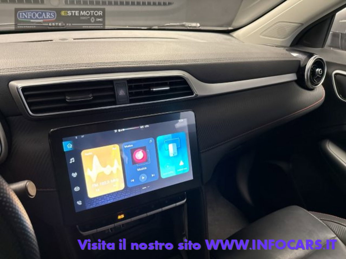 Mg ZS ZS 1.5 Luxury (19)
