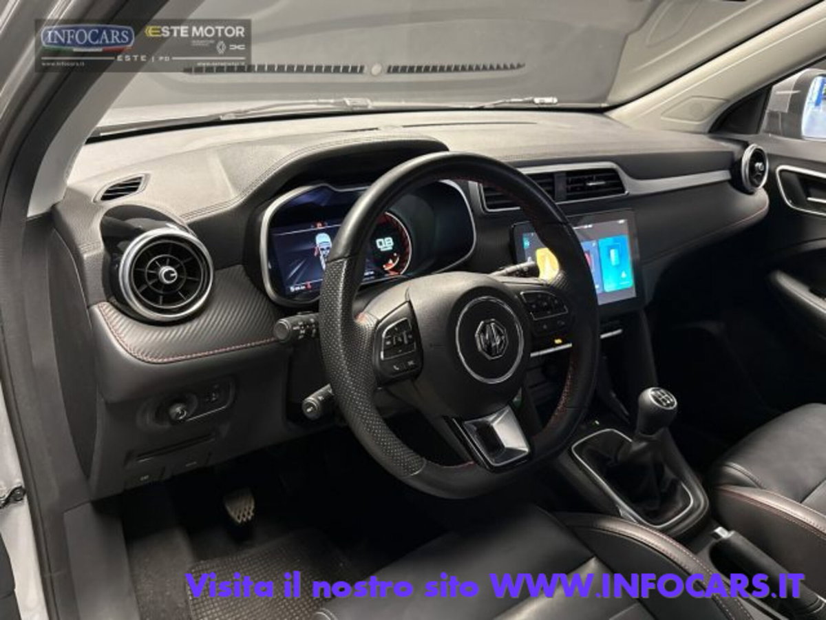 Mg ZS ZS 1.5 Luxury (9)
