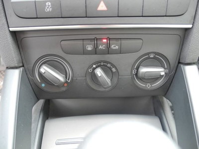 Audi A3 1.6 TDI 90 CV CR F.AP. Ambiente (20)