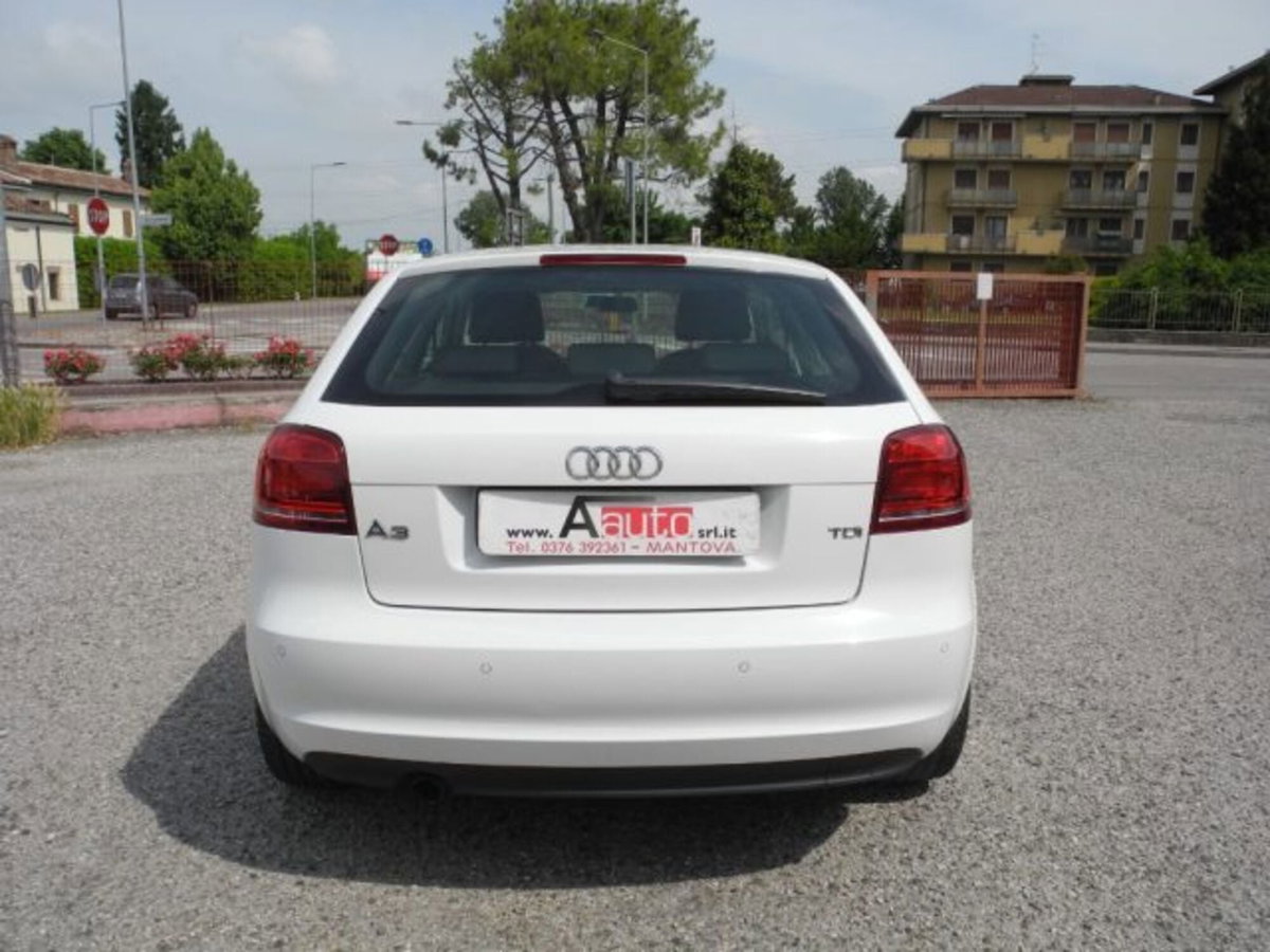 Audi A3 1.6 TDI 90 CV CR F.AP. Ambiente (4)