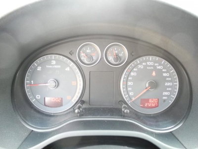 Audi A3 1.6 TDI 90 CV CR F.AP. Ambiente (6)