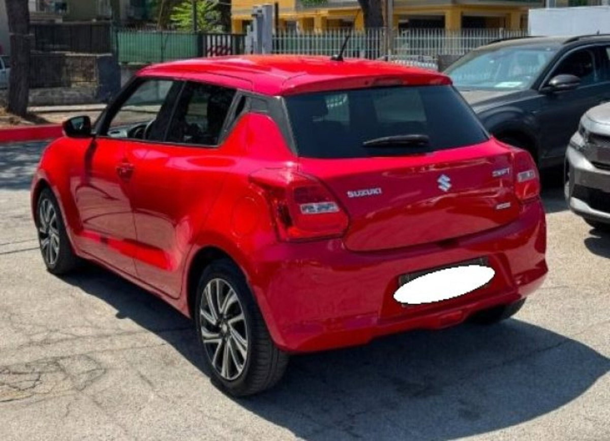 Suzuki Swift 1.2h Top 2wd (4)