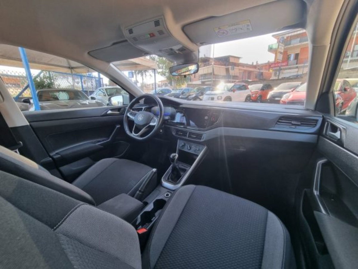 Volkswagen Polo 1.0 Life 80cv (12)