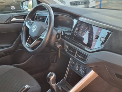 Volkswagen Polo 1.0 Life 80cv (15)