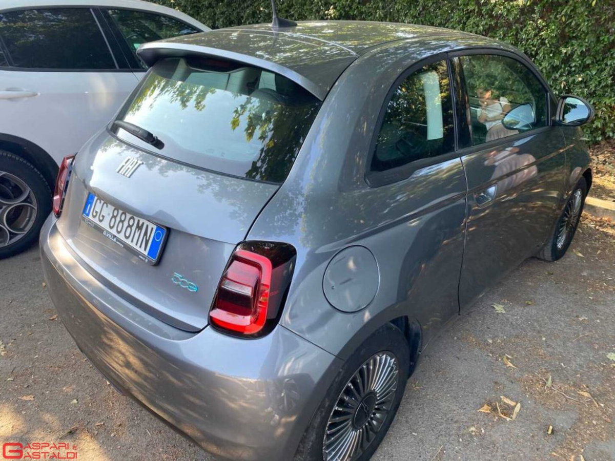 Fiat 500 Cabrio Icon Cabrio 42 kWh (5)