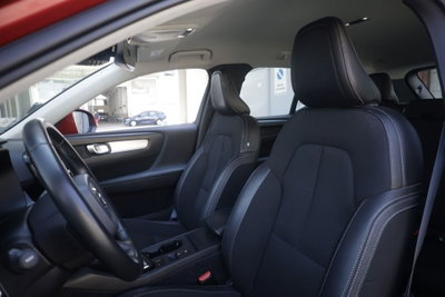 Volvo XC40 D3 AWD Geartronic R-design (18)