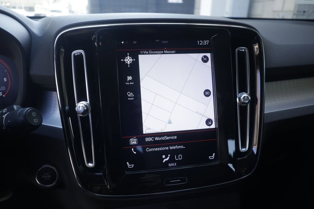 Volvo XC40 D3 AWD Geartronic R-design (7)