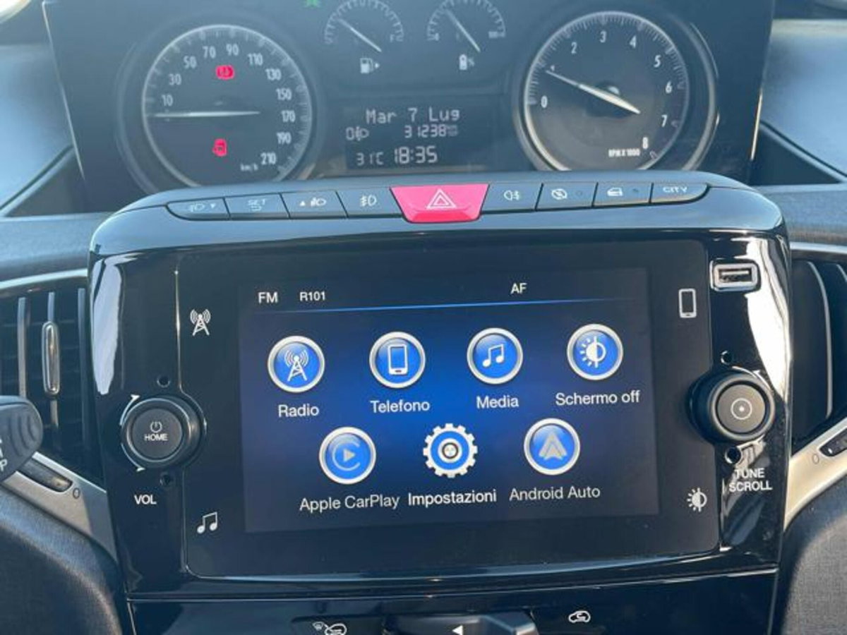 Lancia Ypsilon 1.0 FireFly 5 porte S&S Hybrid Gold Plus (11)
