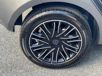 Lancia Ypsilon 1.0 FireFly 5 porte S&S Hybrid Gold Plus (16)