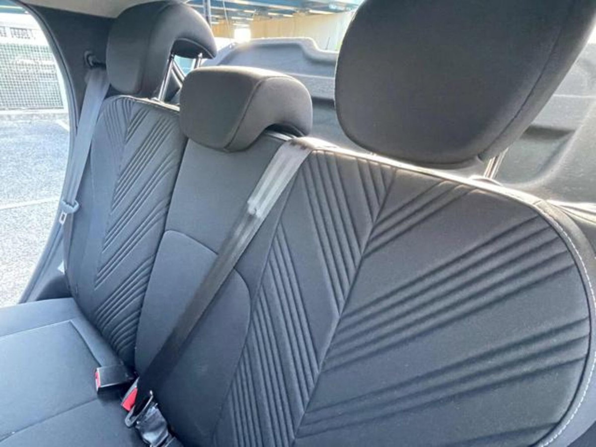 Lancia Ypsilon 1.0 FireFly 5 porte S&S Hybrid Gold Plus (8)