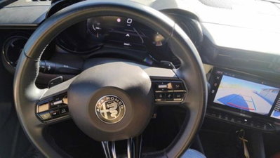 Alfa Romeo Junior elettrica Speciale 156cv (7)