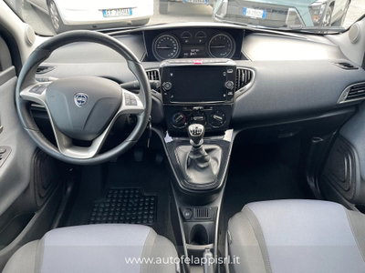 Lancia Ypsilon 1.0 FireFly 5 porte S&S Hybrid Gold Plus (15)