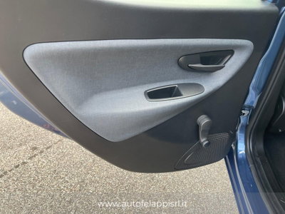 Lancia Ypsilon 1.0 FireFly 5 porte S&S Hybrid Gold Plus (17)