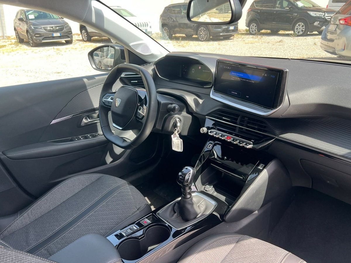 Peugeot 208 PureTech 100 Stop&Start 5 porte Allure (11)