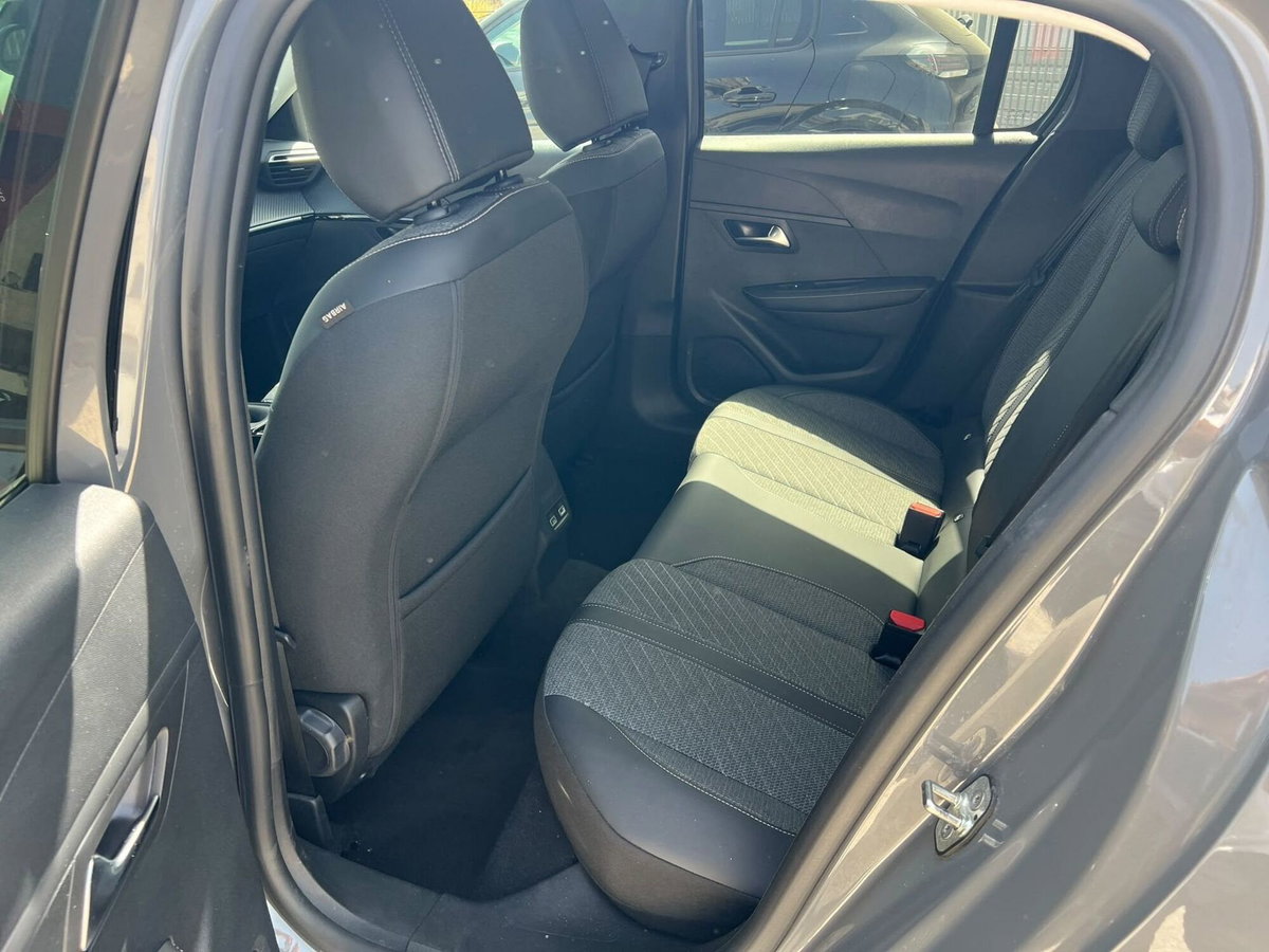 Peugeot 208 PureTech 100 Stop&Start 5 porte Allure (18)